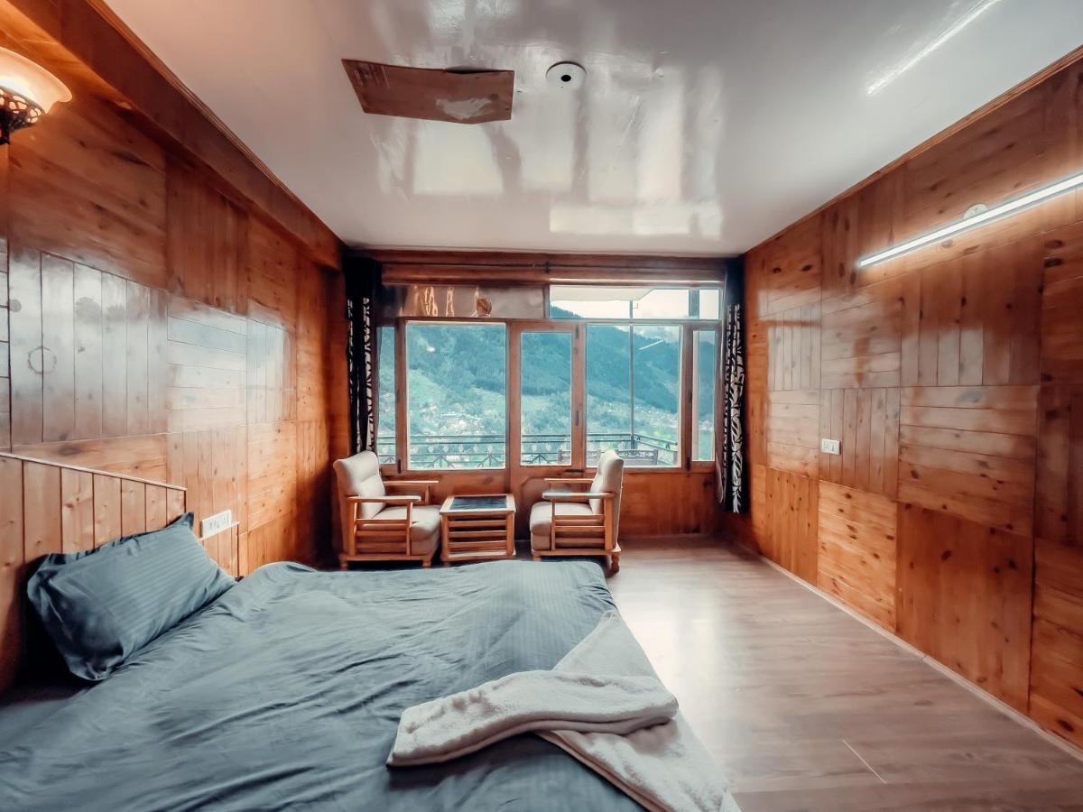 Cafe Monkbase- Food And Stay Manali  Ngoại thất bức ảnh