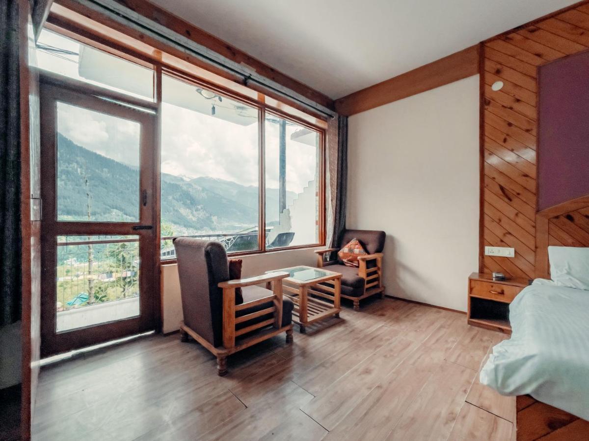 Cafe Monkbase- Food And Stay Manali  Ngoại thất bức ảnh